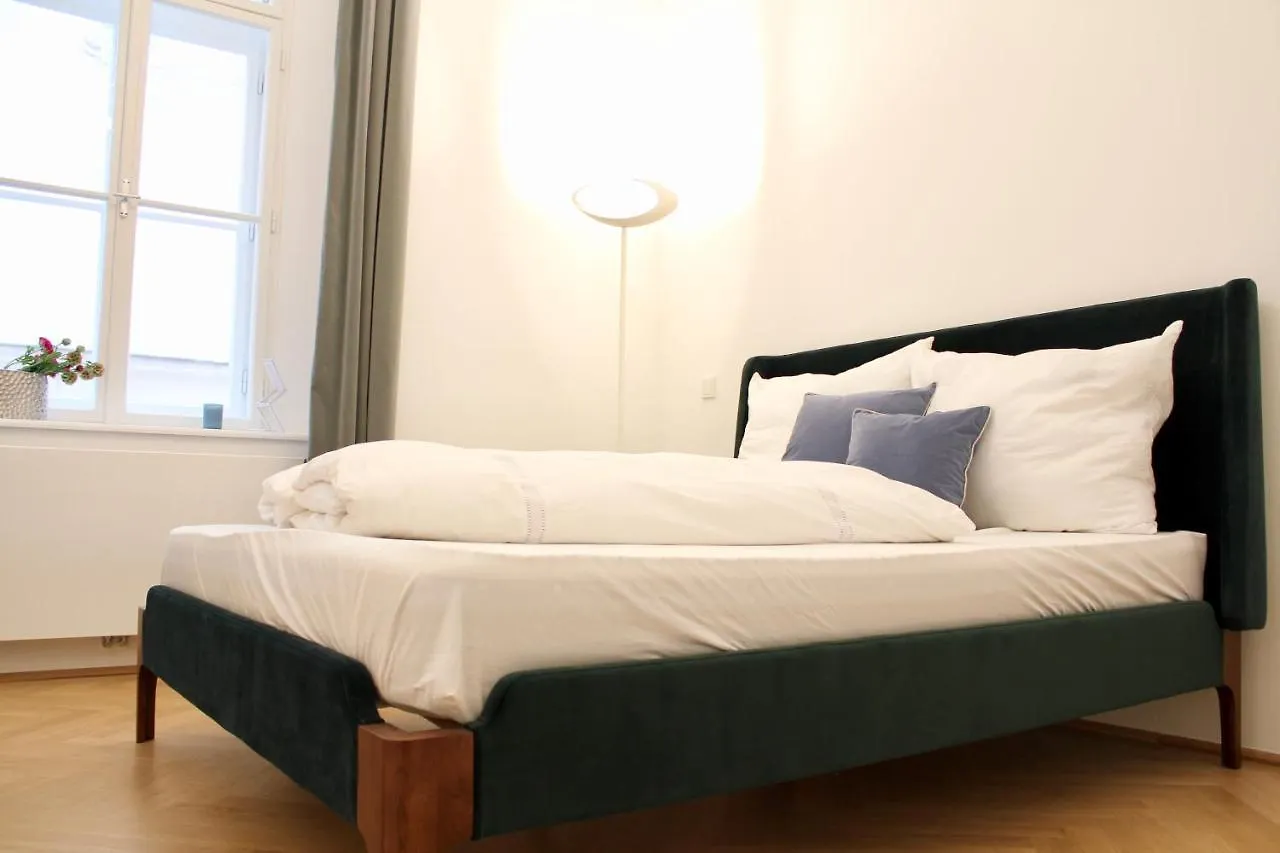 Oskar Kokoschka - City Apartment Downtown Vienna location